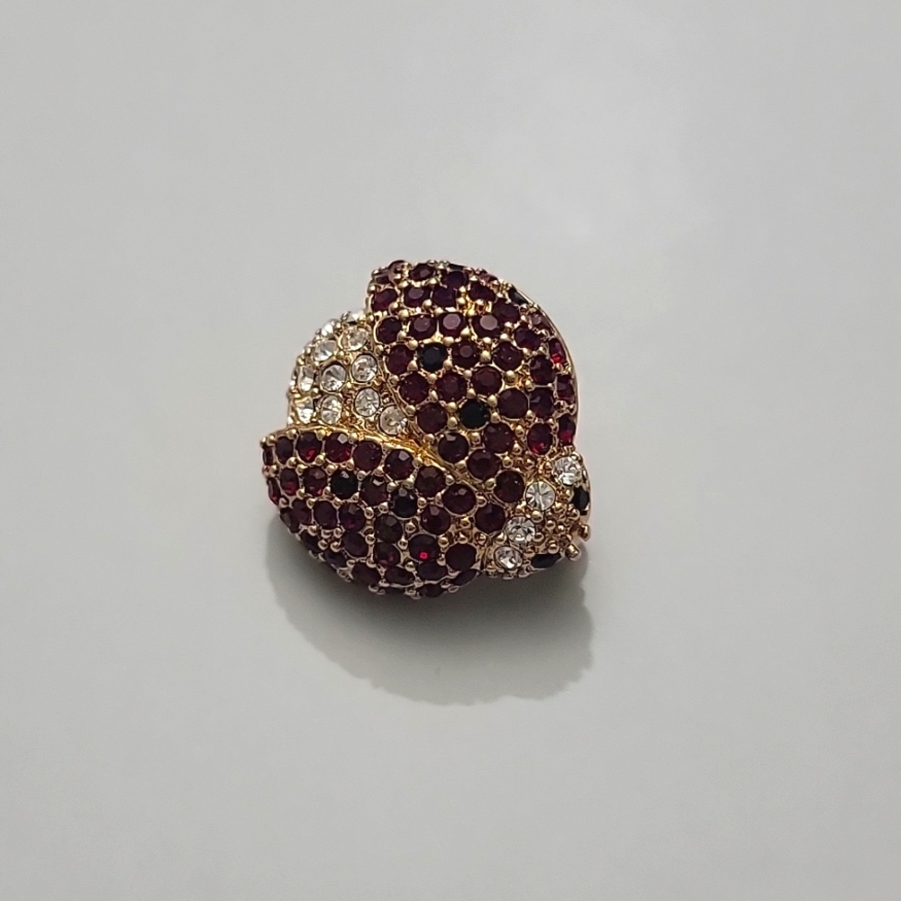 Vintage Signed Monet Elegant Gold and Red Ladybug Brooch - Picture 3 of 11